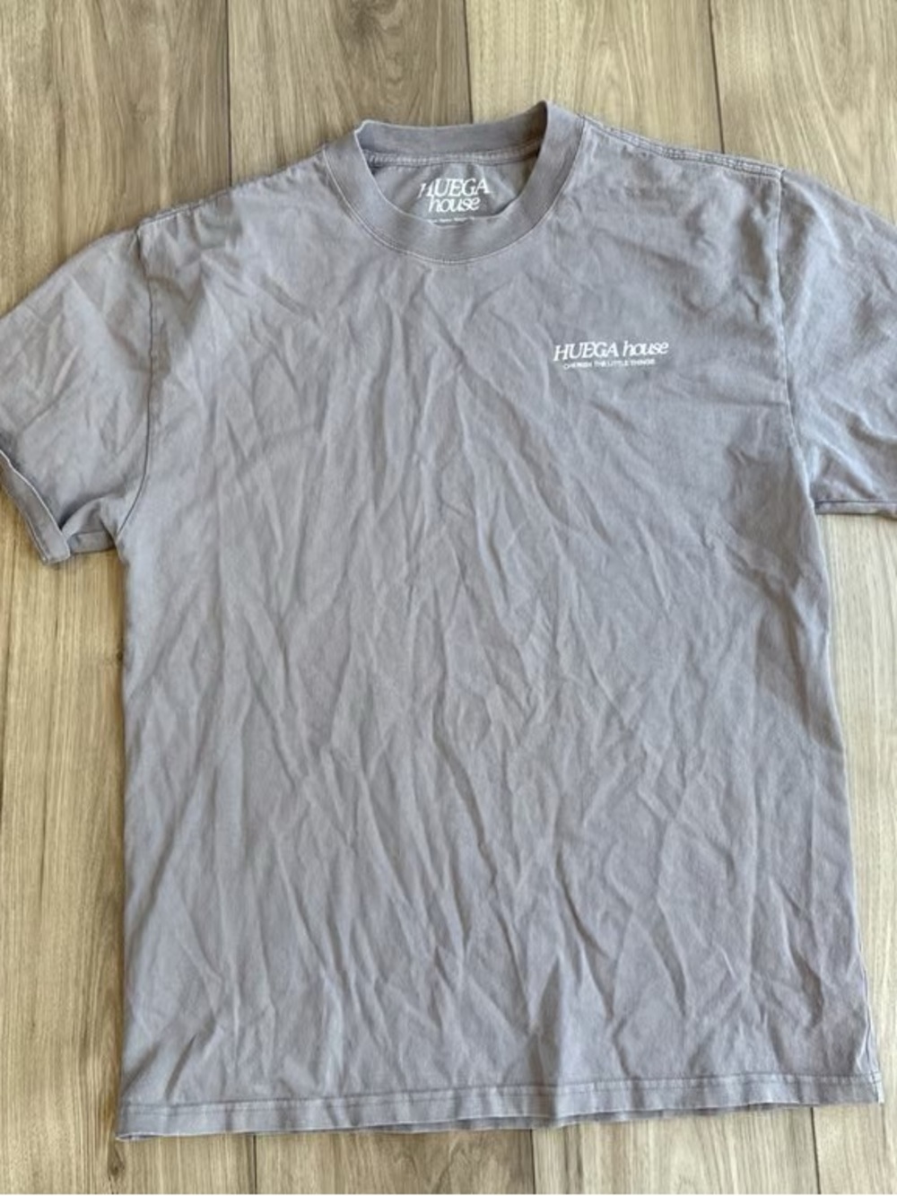 Men's Short Sleeve Crew Tee in Light Gray